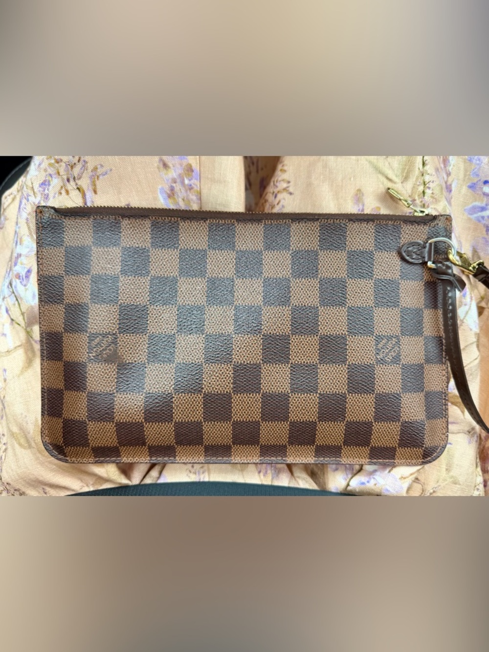 LOUIS VUITTON NEVERFULL GM WITH POUCH- DARK CHOCOLATE, EXCELLENT CONDITION - Picture 9 of 16